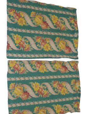 Vtg 80-90s Lot of 2 GUESS HOME Green Scroll Floral Standard Pillow Cases